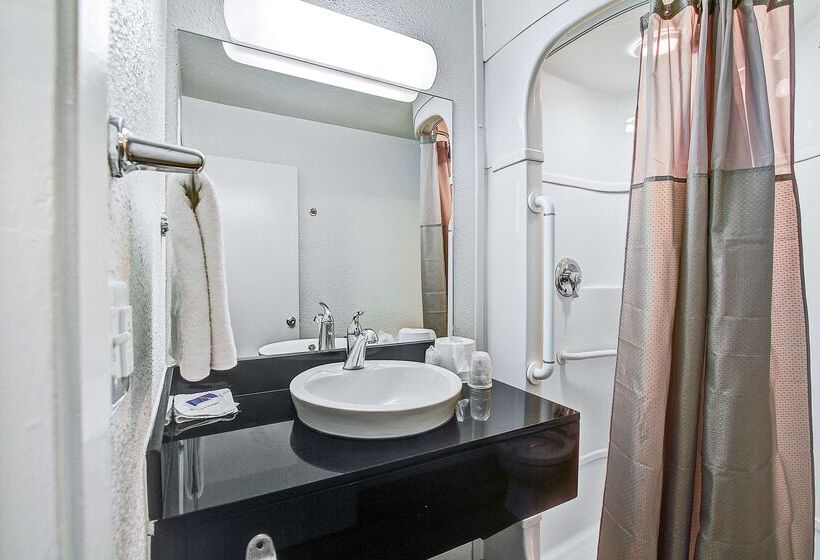 Motel 6 Green Bay, Wi