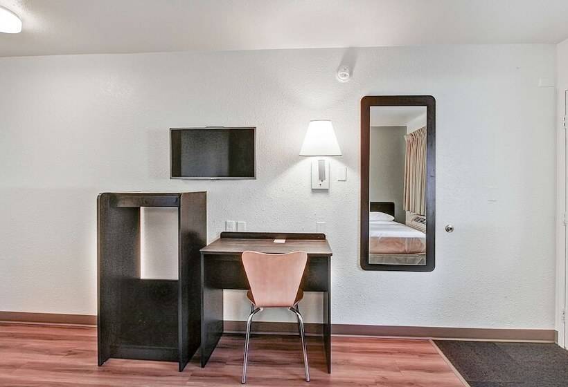 Motel 6 Green Bay, Wi