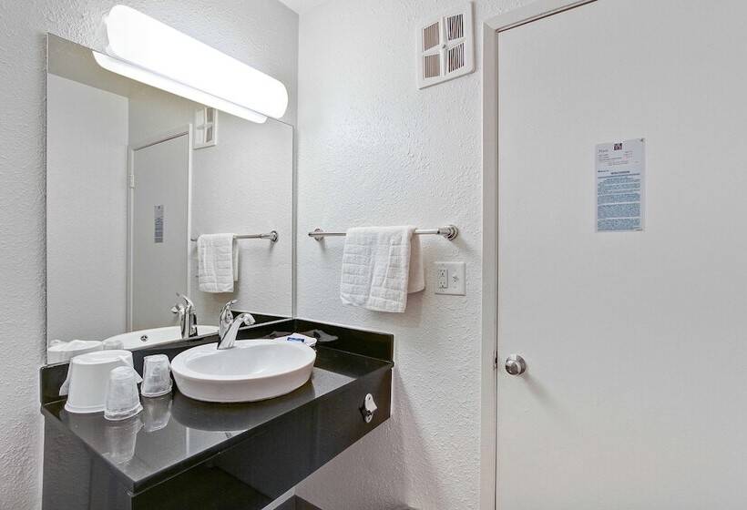 Motel 6 Green Bay, Wi