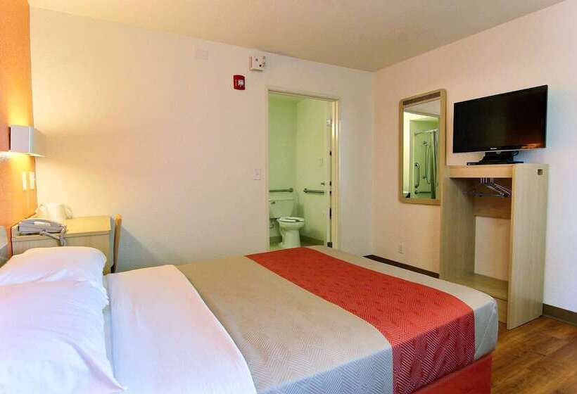 Motel 6 Kingsville, Tx