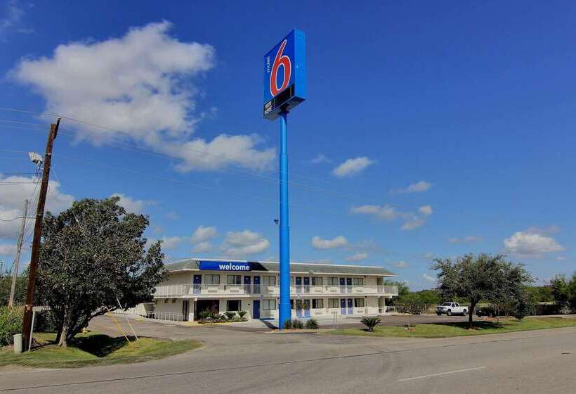 Motel 6 Kingsville, Tx
