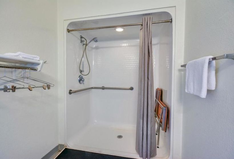 Мотель Rodeway Inn