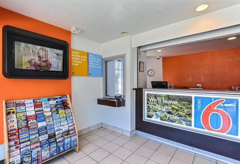 Motel 6 Oakland, Ca   Airport