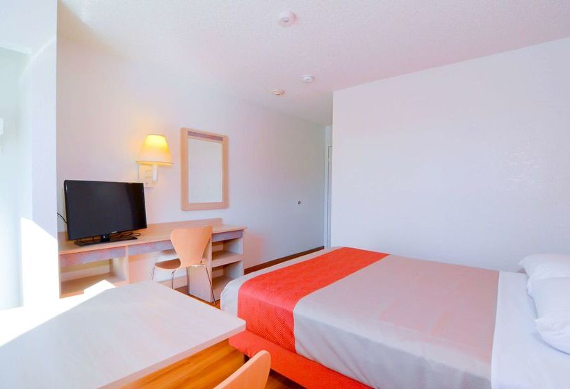 Motel 6 North Palm Springs, Ca   North