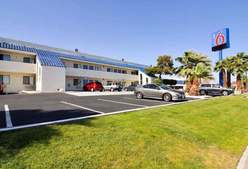 Motel 6 North Palm Springs, Ca   North