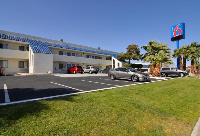 Motel 6 North Palm Springs, Ca   North