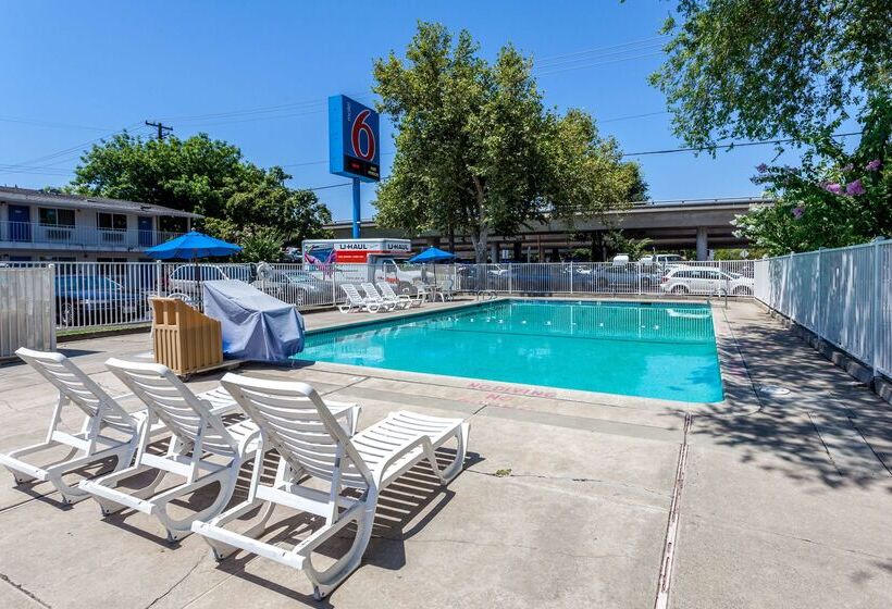 Motel 6 Sacramento, Ca Downtown