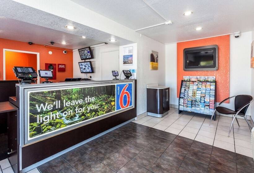 Motel 6 Sacramento, Ca Downtown