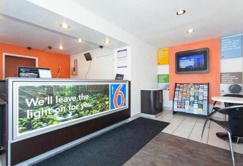 Motel 6 Sacramento, Ca Downtown