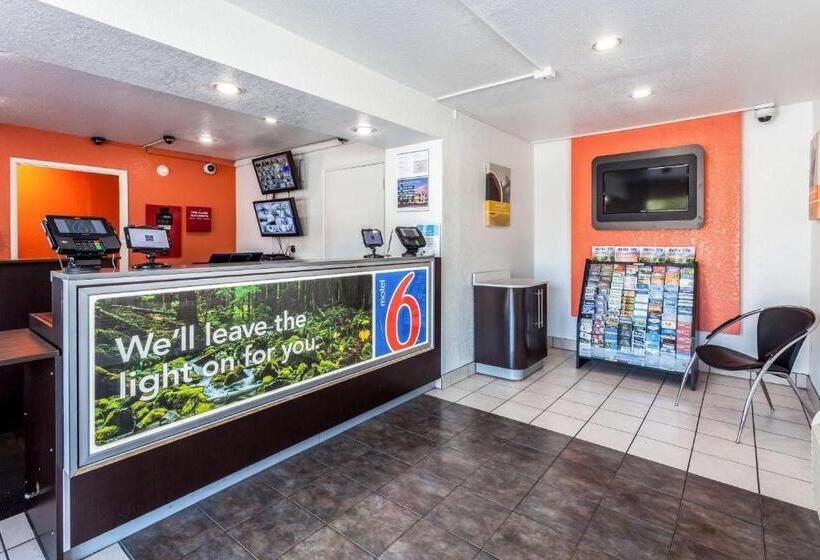 Motel 6 Sacramento, Ca Downtown