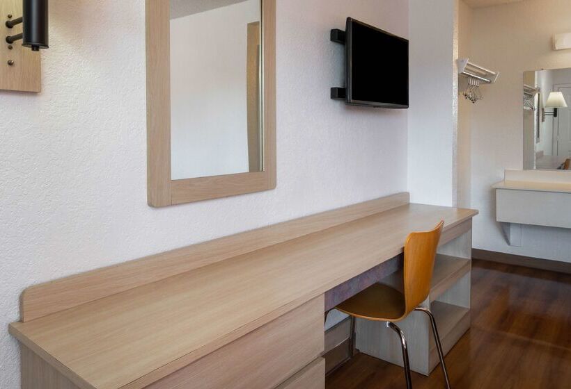 מוטל North Hills Inn