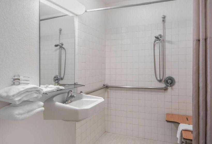 מוטל North Hills Inn