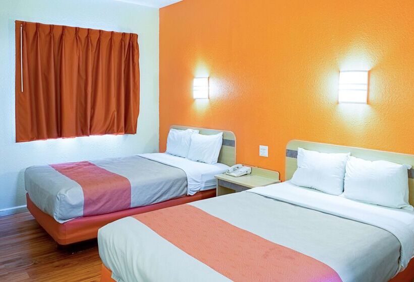 Motel 6 Seymour, In   North