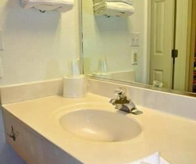 Motel 6 Seymour, In   North