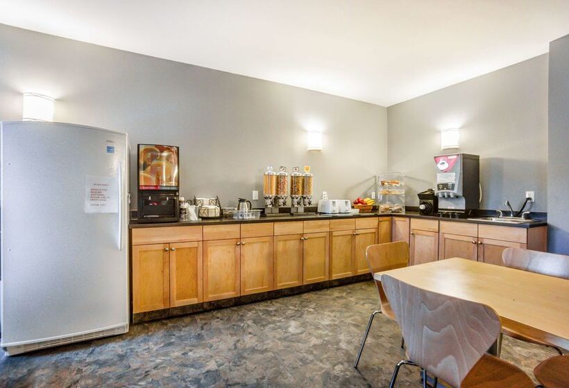 Motelli Days Inn By Wyndham Stony Plain