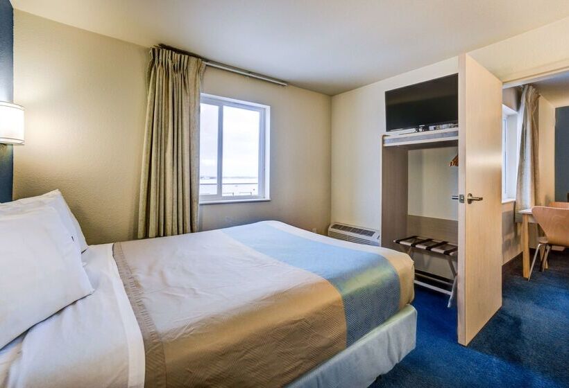 Motelli Days Inn By Wyndham Stony Plain