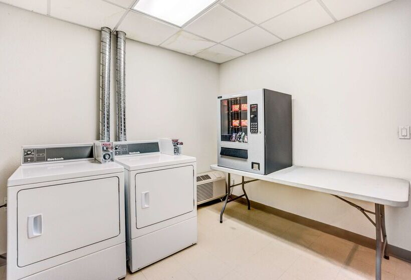 Motelli Days Inn By Wyndham Stony Plain