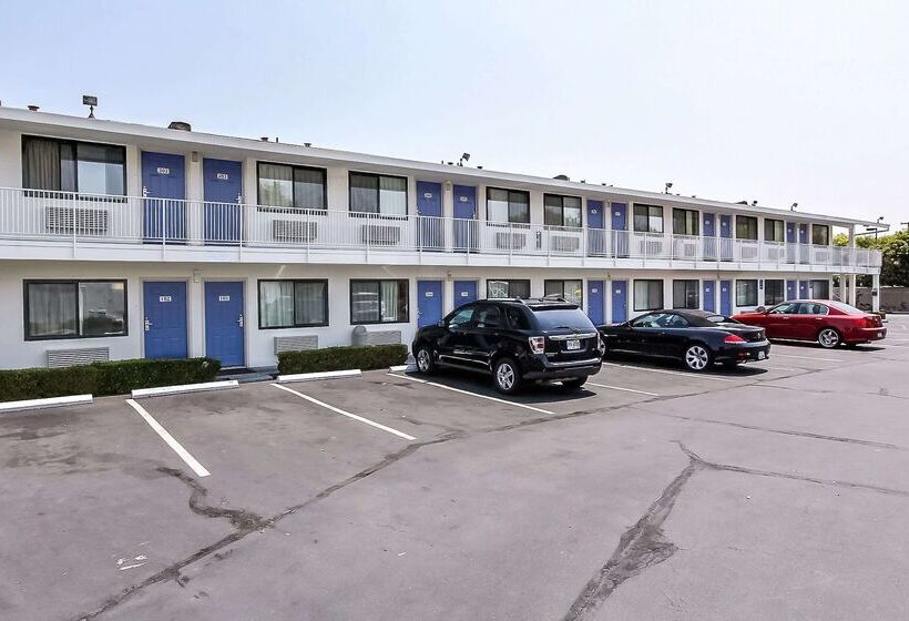Motel 6 Sunnyvale, Ca   South