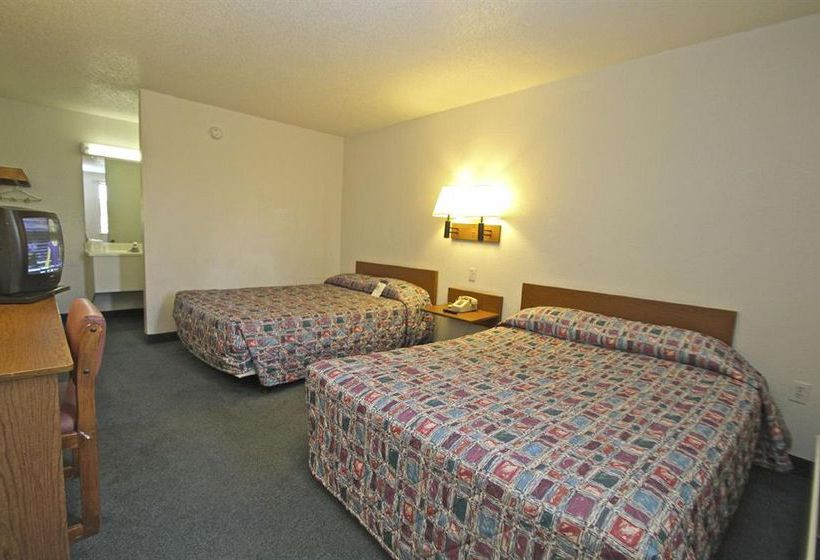 汽车旅馆 Relax Inn Topeka