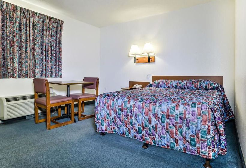 汽车旅馆 Relax Inn Topeka