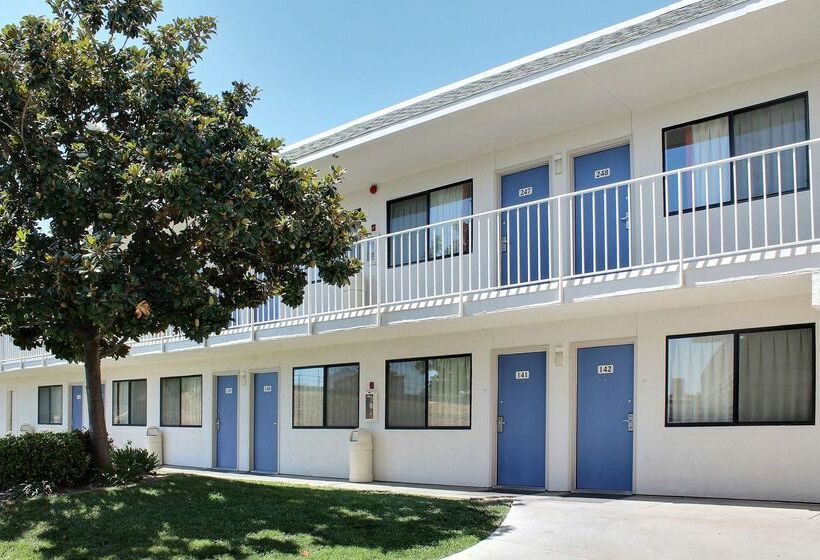Motel 6 Atascadero, Ca