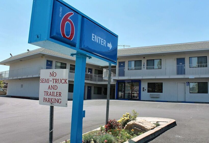 Motel 6 Atascadero, Ca