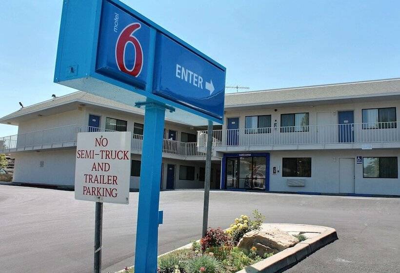 Motel 6 Atascadero, Ca