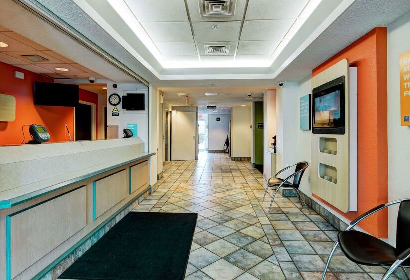 فندق على الطريق Park Inn By Radisson, Aurora