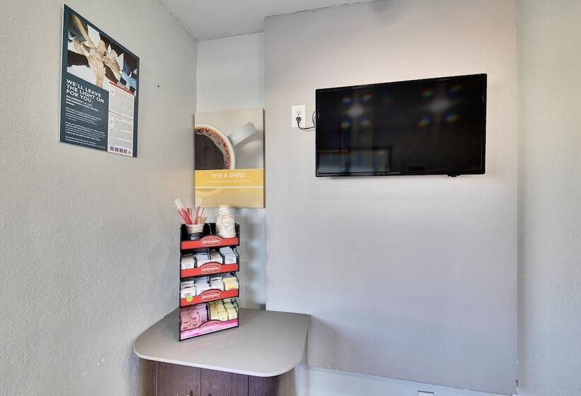 Motel 6 Austin, Tx   Airport   South