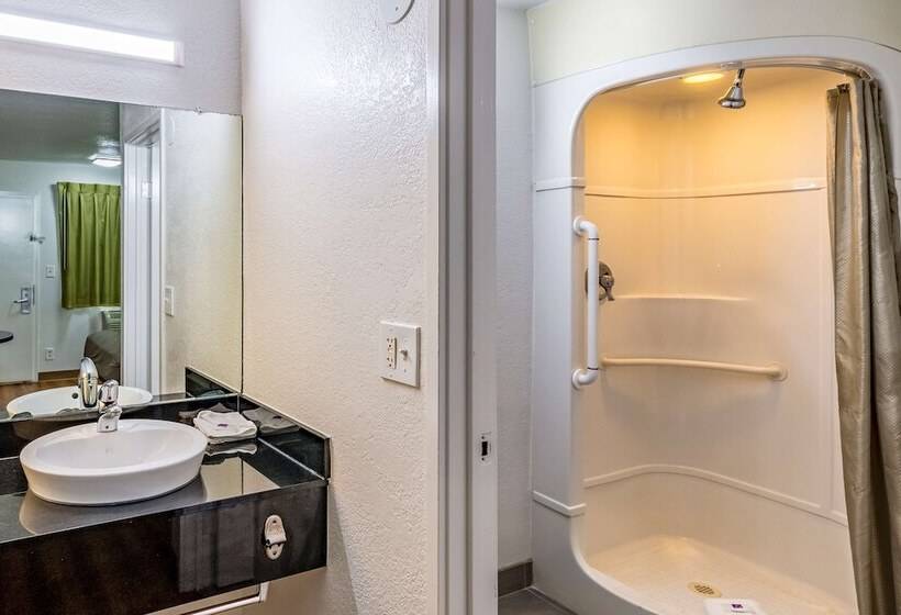 Motel 6bellmead, Tx  Waco