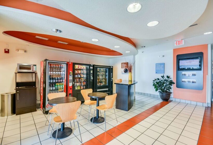 Motel 6biloxi, Ms  Beach