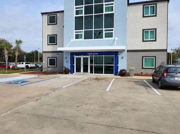Motel 6biloxi, Ms  Beach