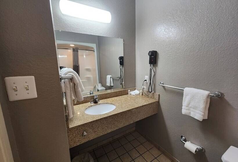 Motel 6biloxi, Ms  Beach