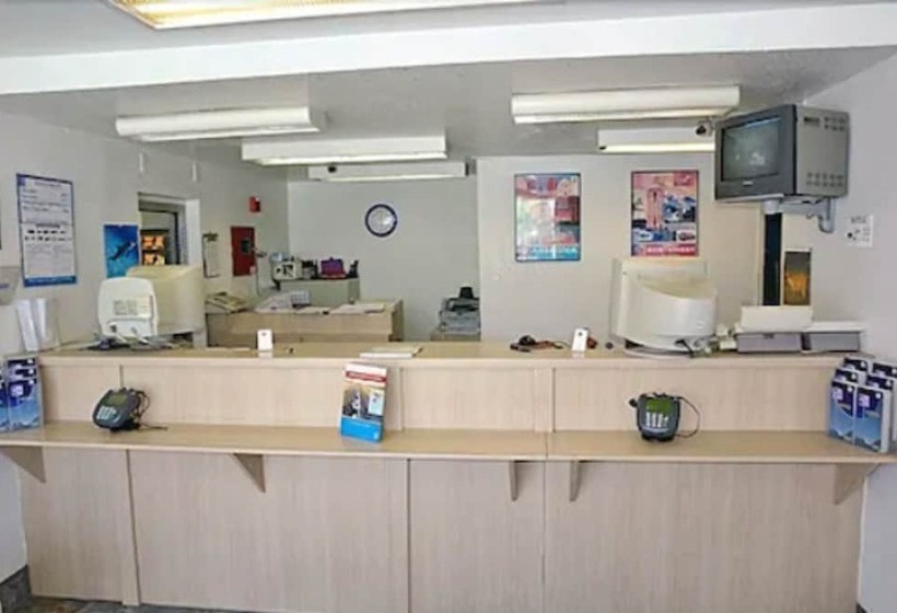 Motel 6 Bismarck, Nd