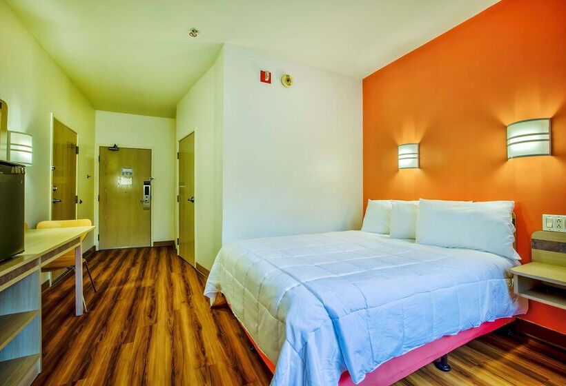 Motel 6burlington, On  Toronto West  Oakville