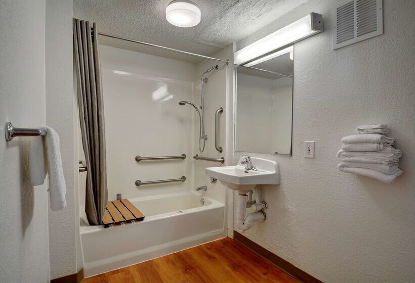 Motel 6chicopee, Ma  Springfield