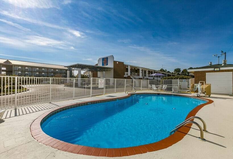 Motel 6 dothan, Al