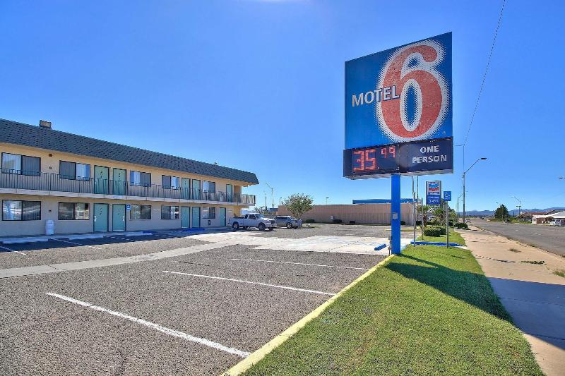 Motel 6 Douglas, Az