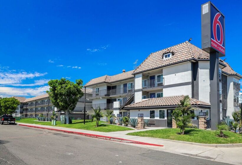 Motel 6escondido, Ca