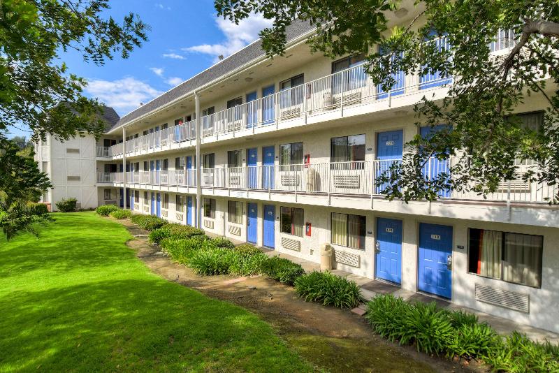 Motel 6escondido, Ca