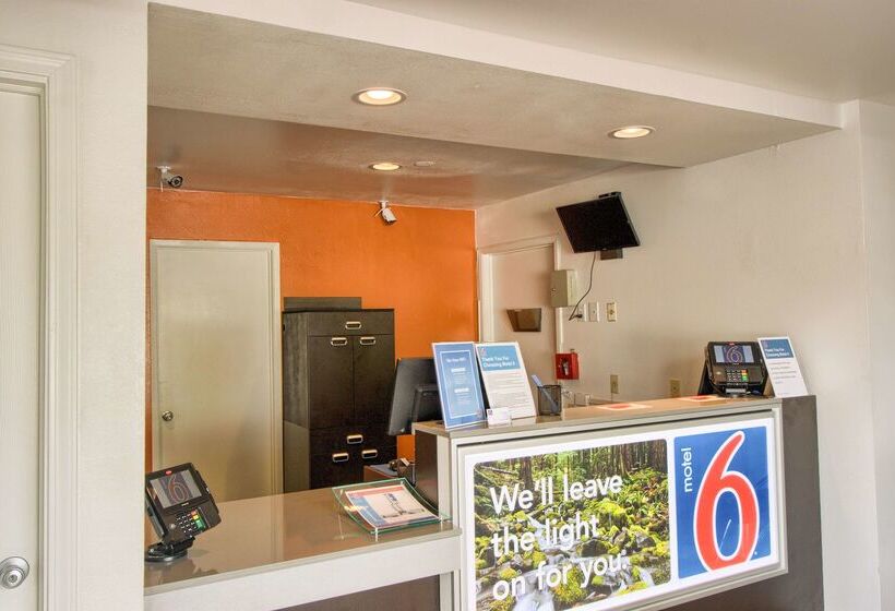 Motel 6everett, Wa  North
