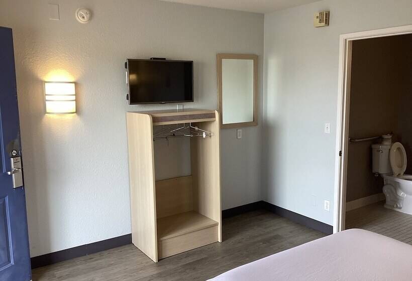 Motel 6everett, Wa  North