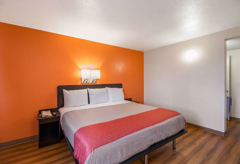 Motel 6fargo, Nd  West Acres  North Fargo