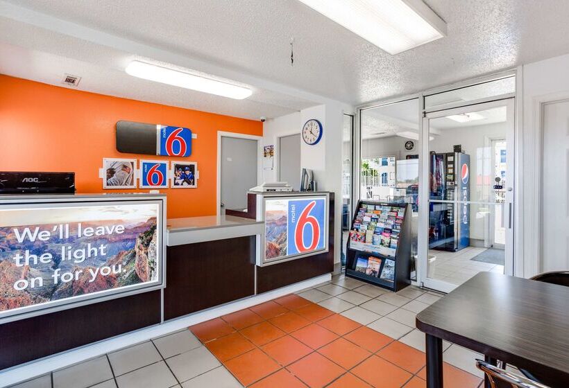 Motel 6fayetteville, Ar
