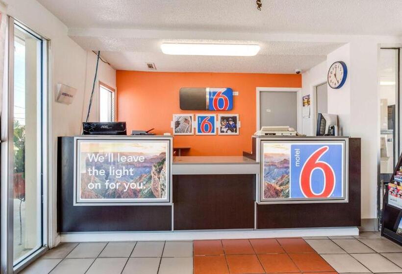 Motel 6fayetteville, Ar