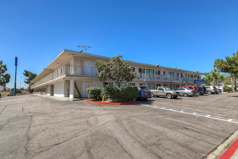Motel 6fontana, Ca