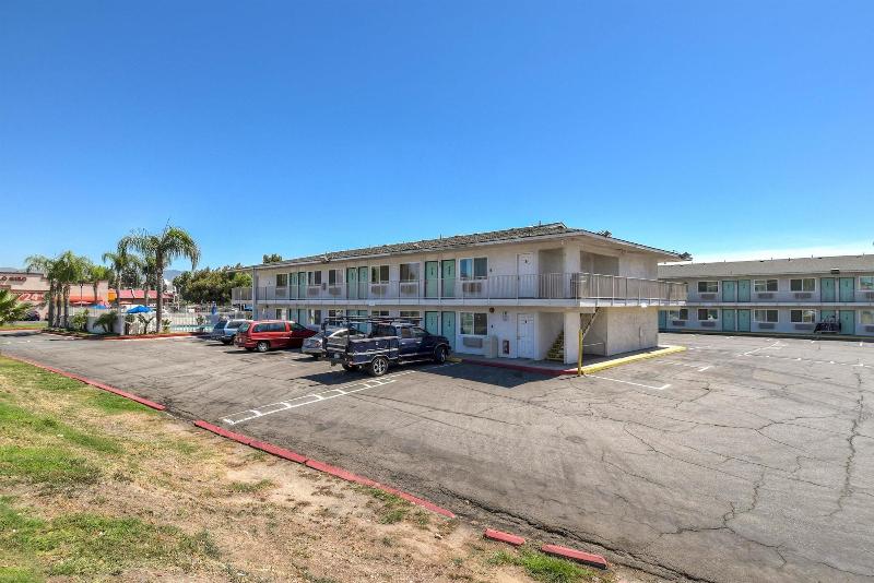 Motel 6fontana, Ca