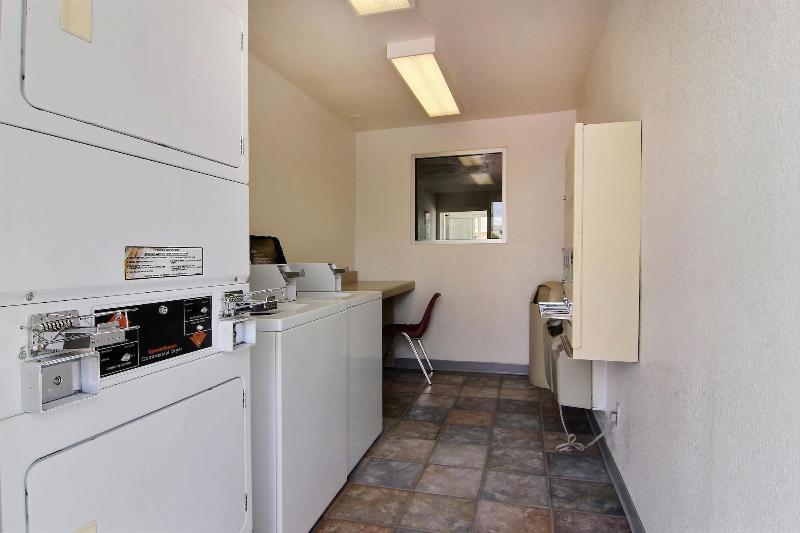 Motel 6gallup, Nm