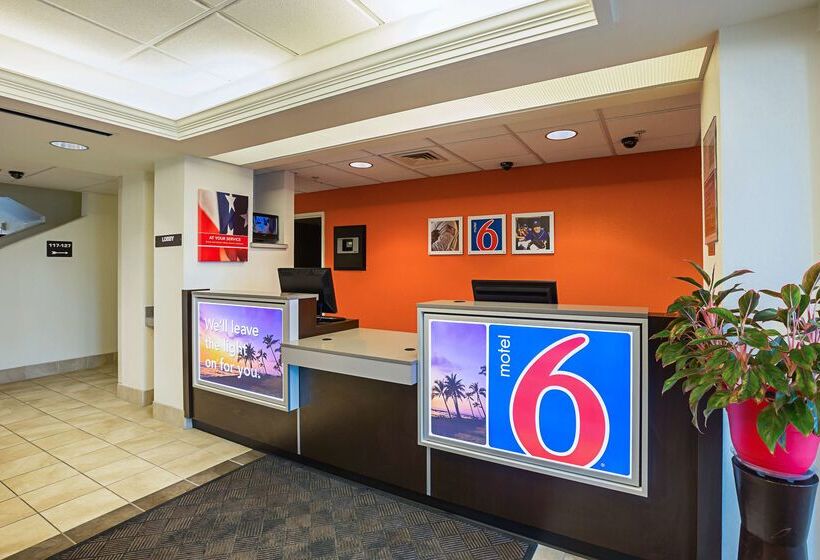 Motel 6grand Island, Ne