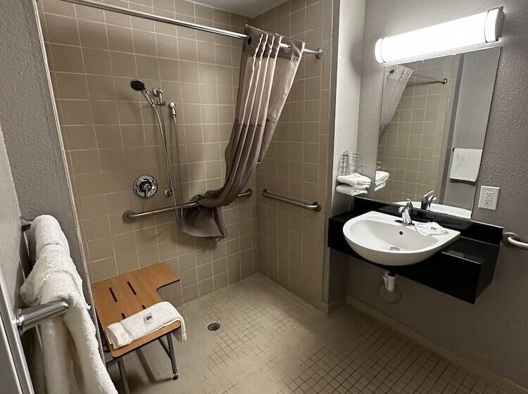 Motel 6greensboro, Nc Airport